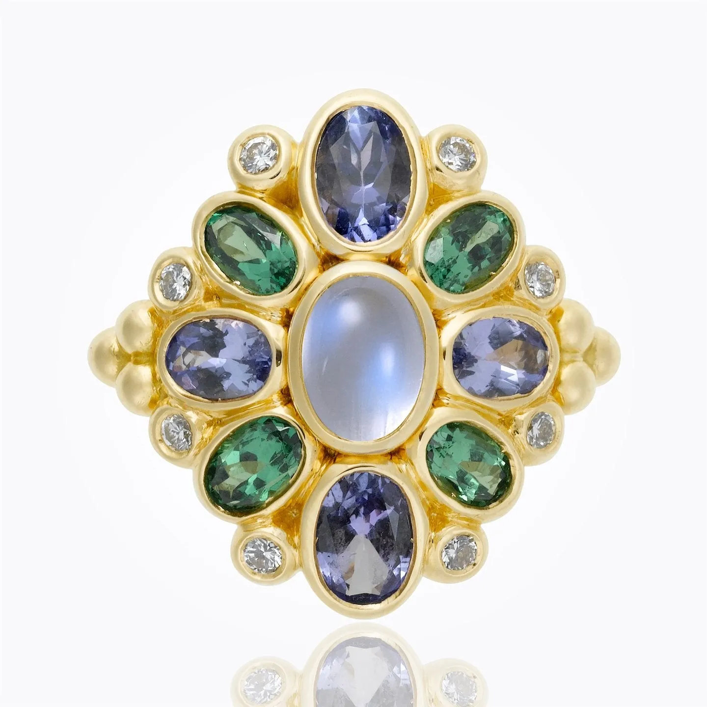 18K Anima Cluster Ring