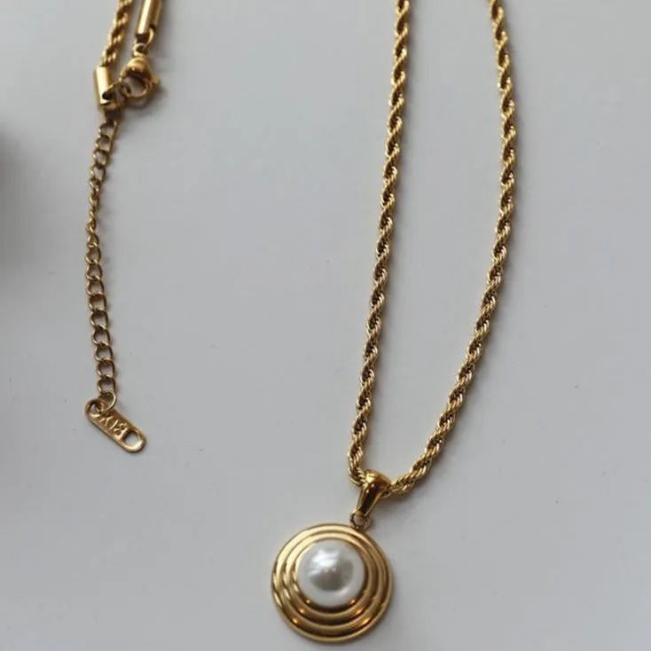 18K Gold-Filled Pearl Pendant Necklace For Women