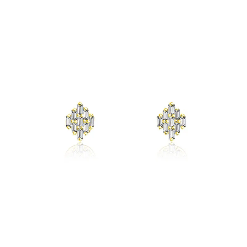 18k Gold Rectangle Diamond Stud Earring