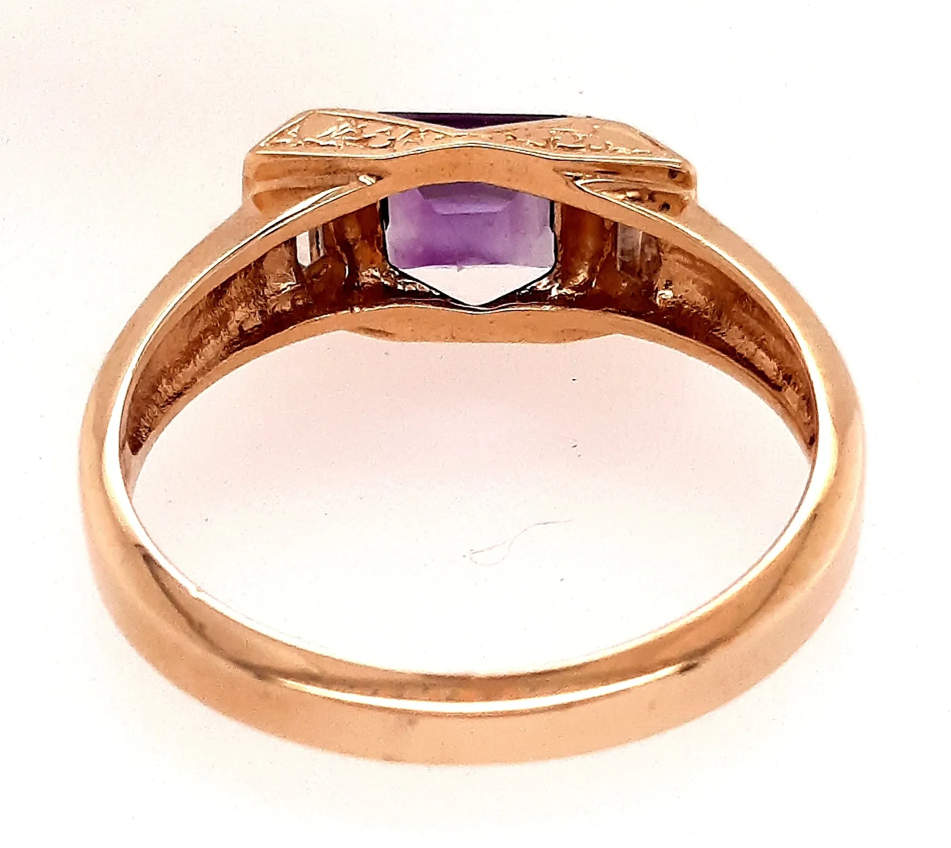 Amethyst & Cubic Zirconia 9ct Yellow Gold Ring