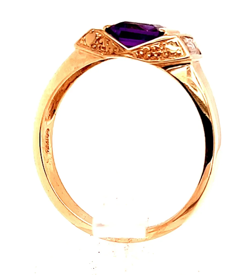 Amethyst & Cubic Zirconia 9ct Yellow Gold Ring