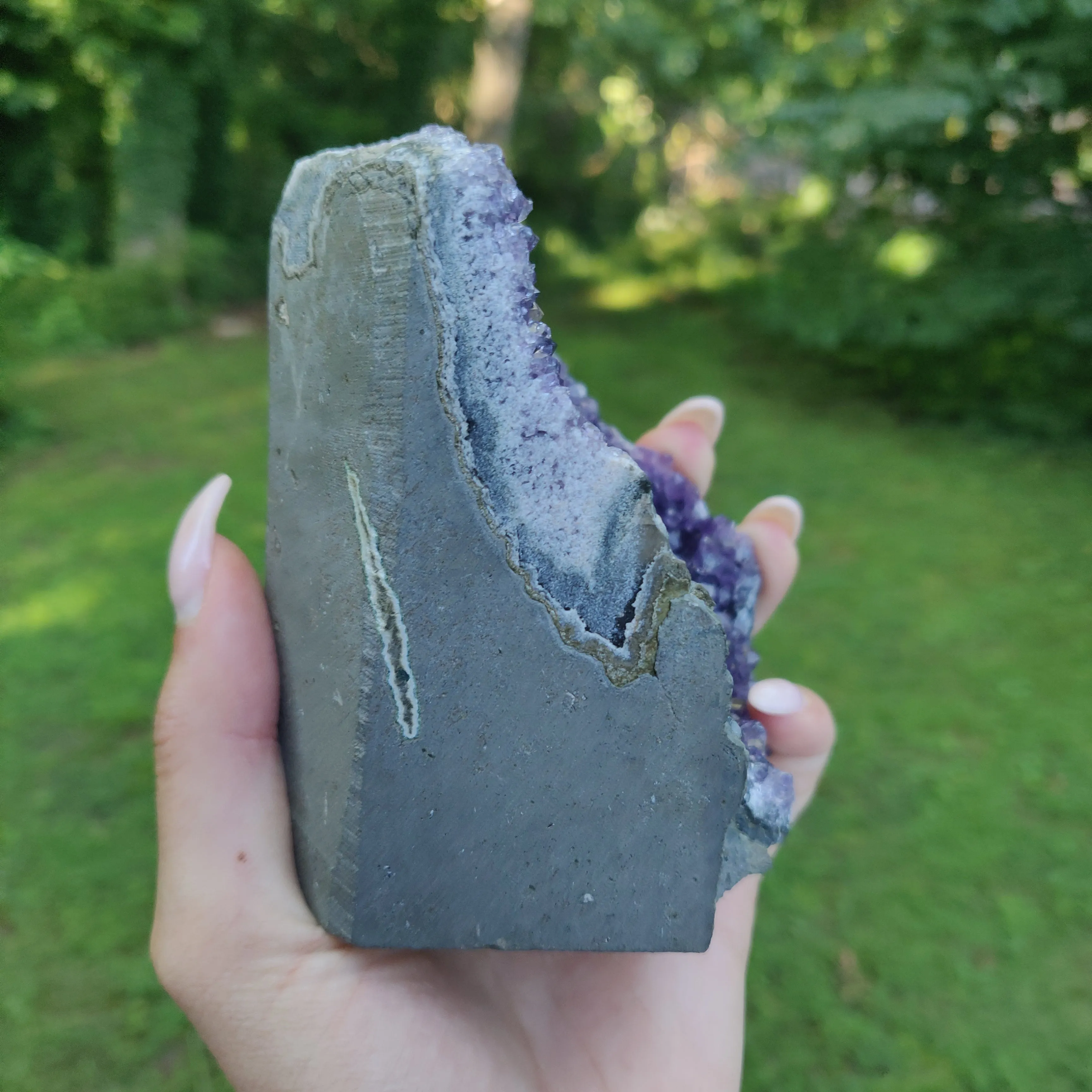 Amethyst Geode Free Form, Cut Base (#33)