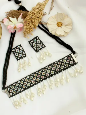 Anisha Necklace Set