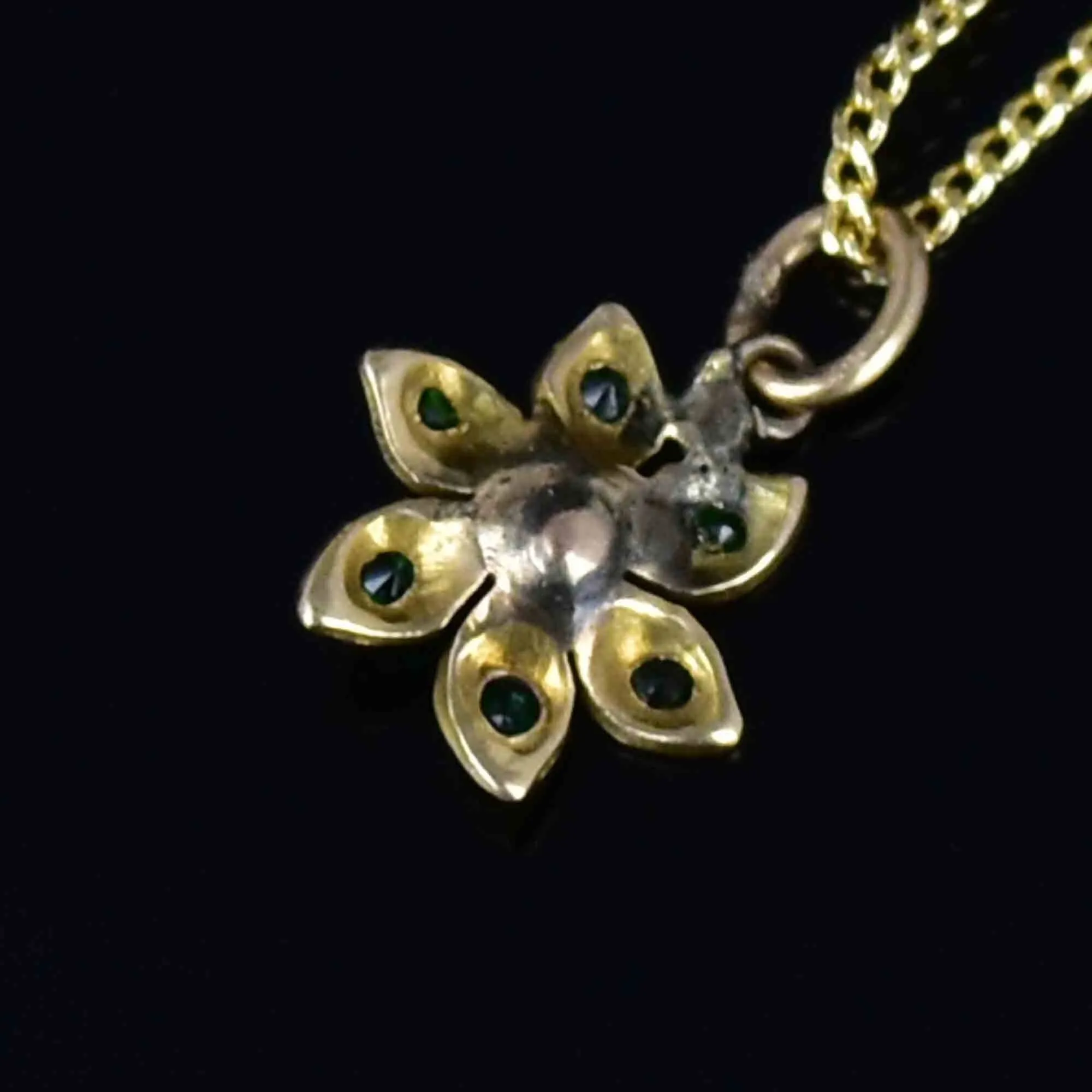 Antique 14K Gold Diamond Emerald Flower Charm Pendant Necklace