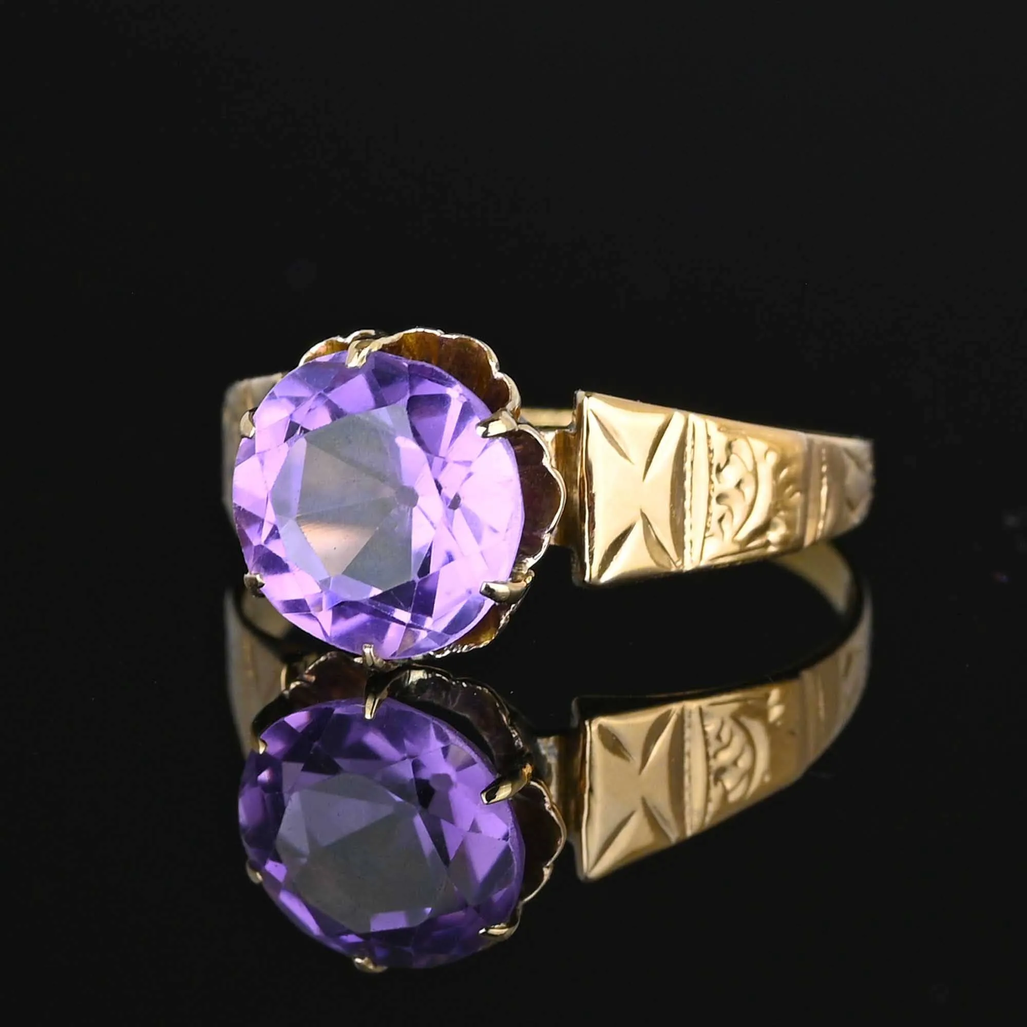 Antique Edwardian 14K Gold Pale Amethyst Ring