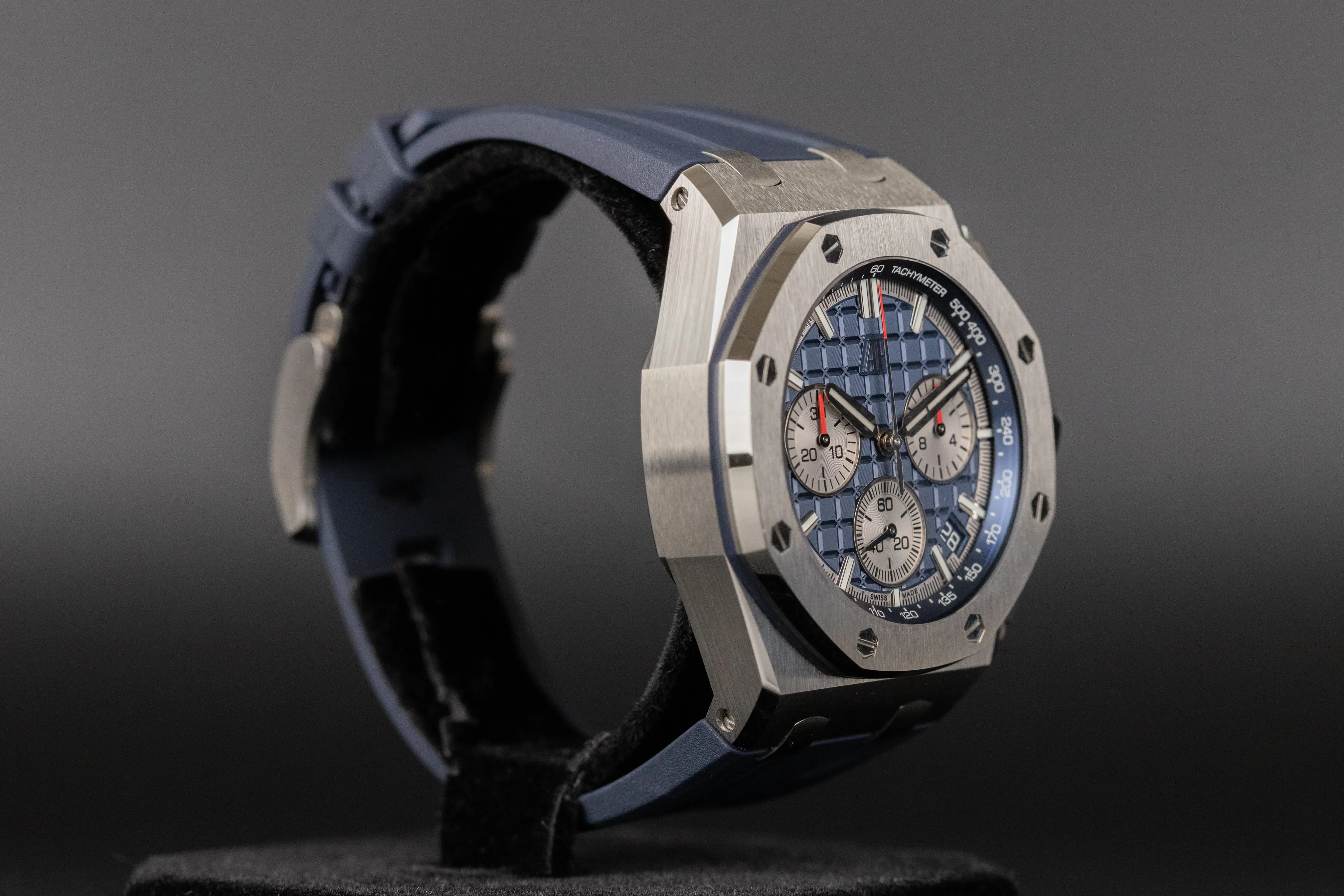 Audemars Piguet<br>26420TI Royal Oak Offshore Blue Dial