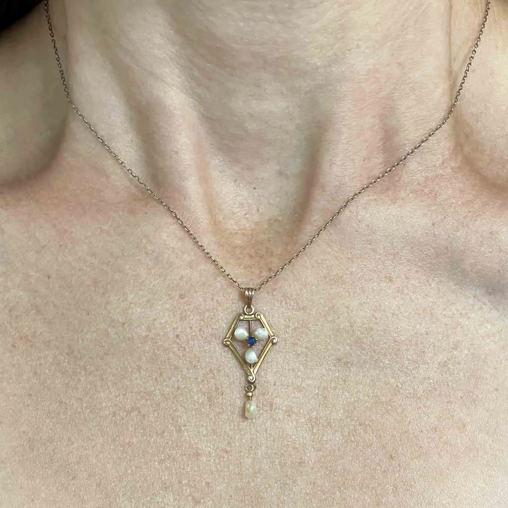 Edwardian 10K Gold Pearl Sapphire Lavalier Pendant Necklace