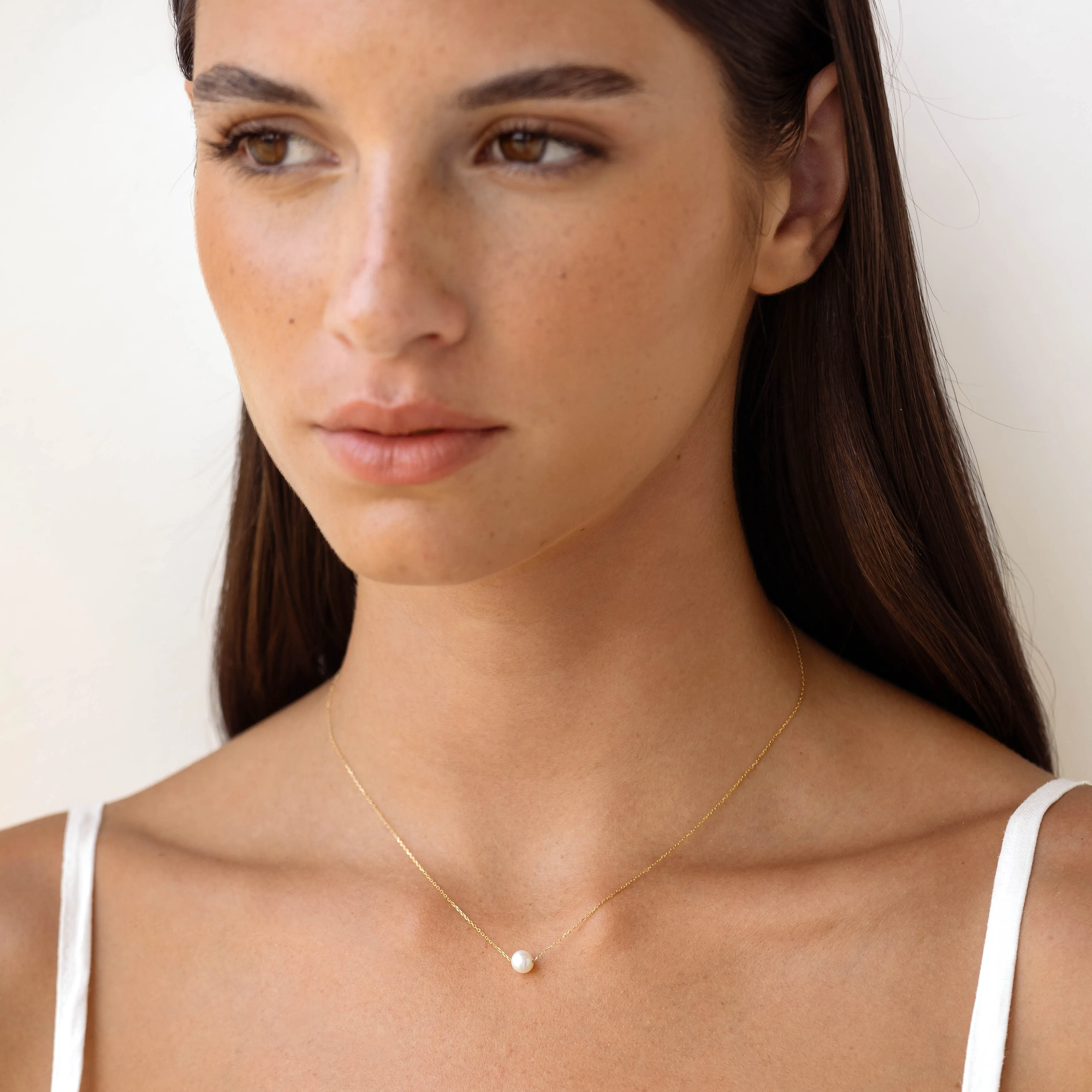 Floating Pearl Necklace - Caris