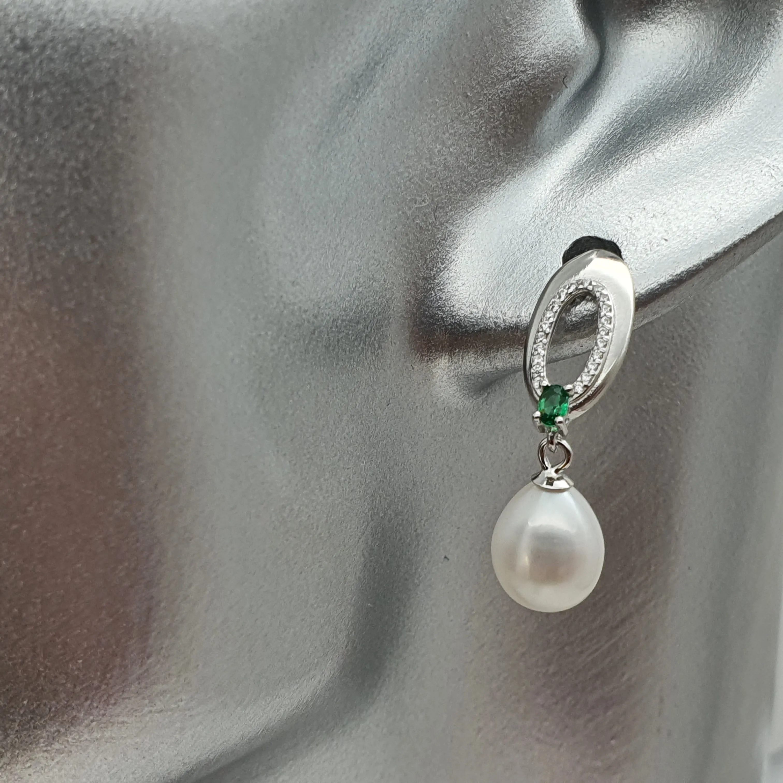 Green Crystal & Freshwater Pearl Oval Earring, Sterling Silver