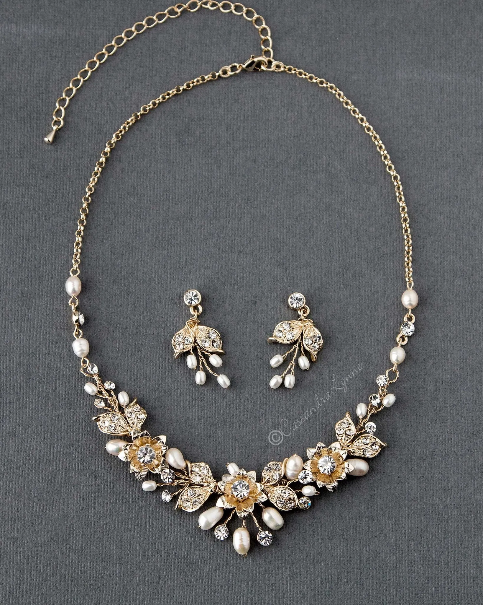 Metal Flowers Wedding Necklace Set