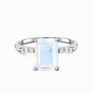 Moonstone Ring - La Reina