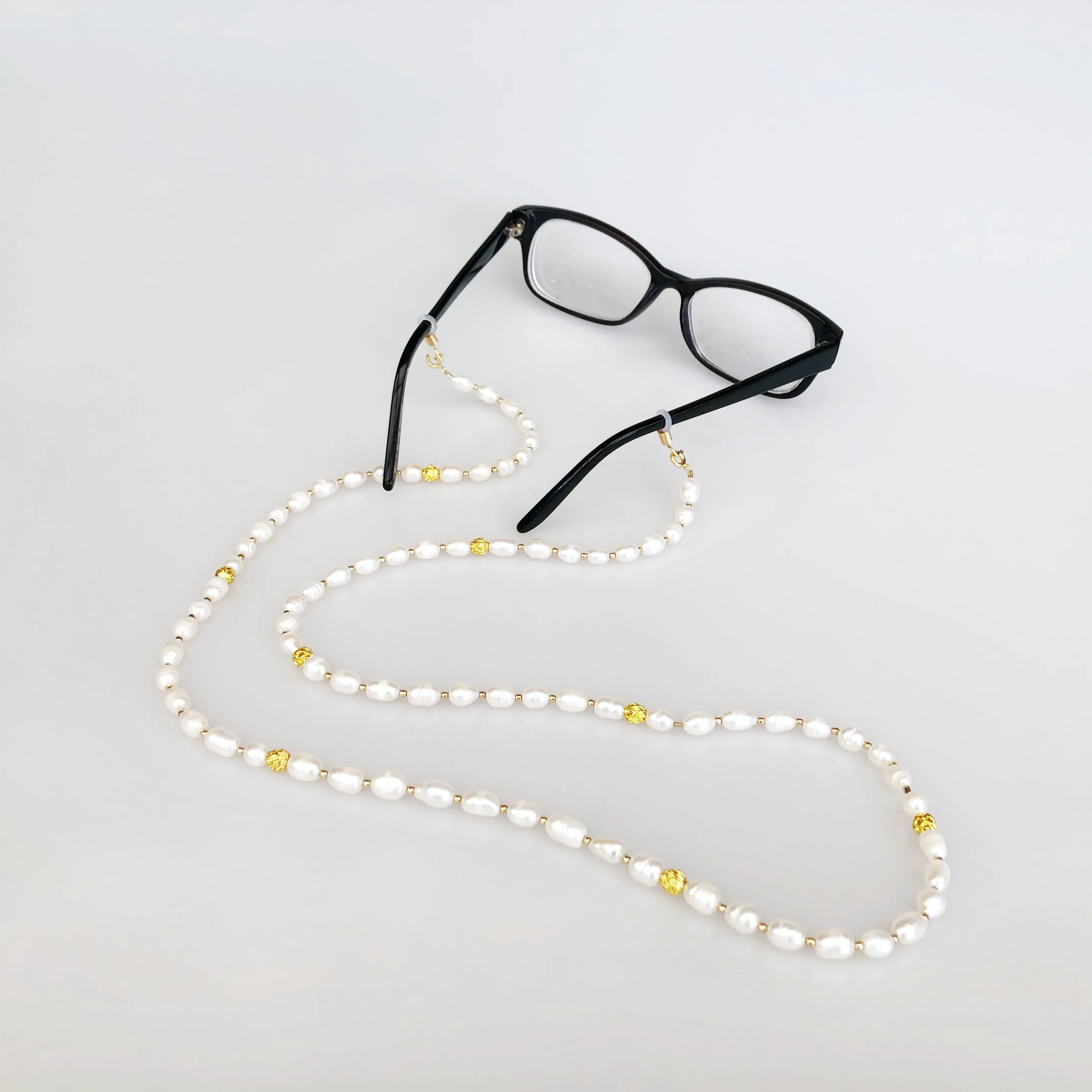 Return to Origin Pearl Necklace Set