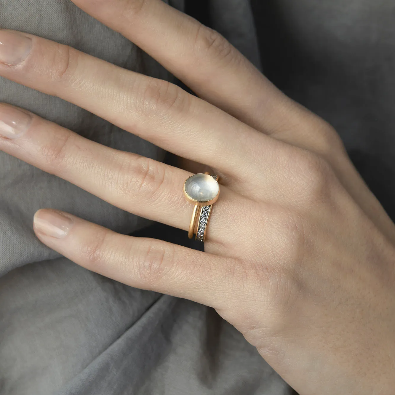 RMR16-OOAK | 3.65 Carat One-of-a-Kind Rainbow Moonstone Ring