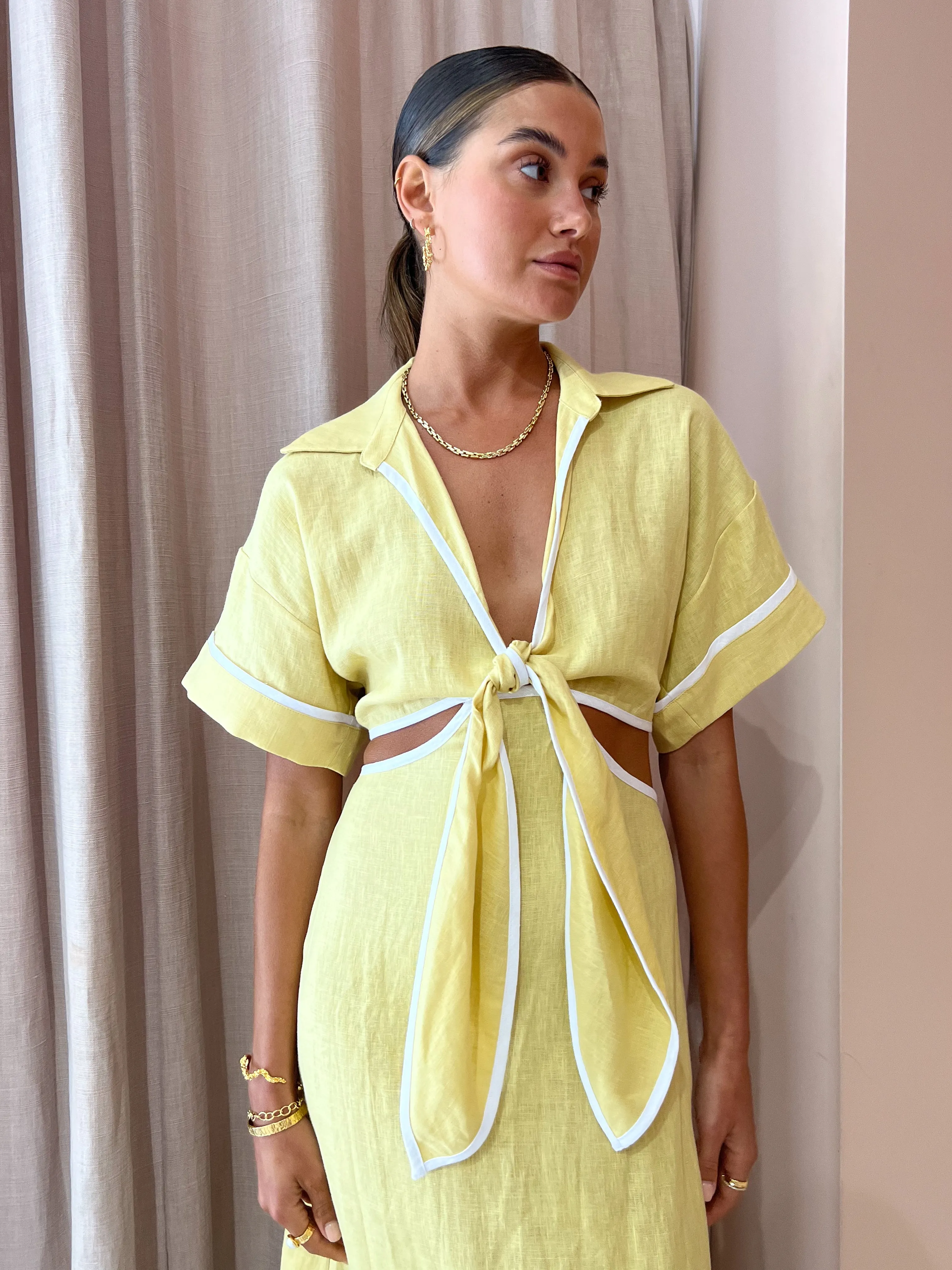 Roame Parque Dress in Butter