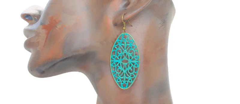 Simplicity Earring