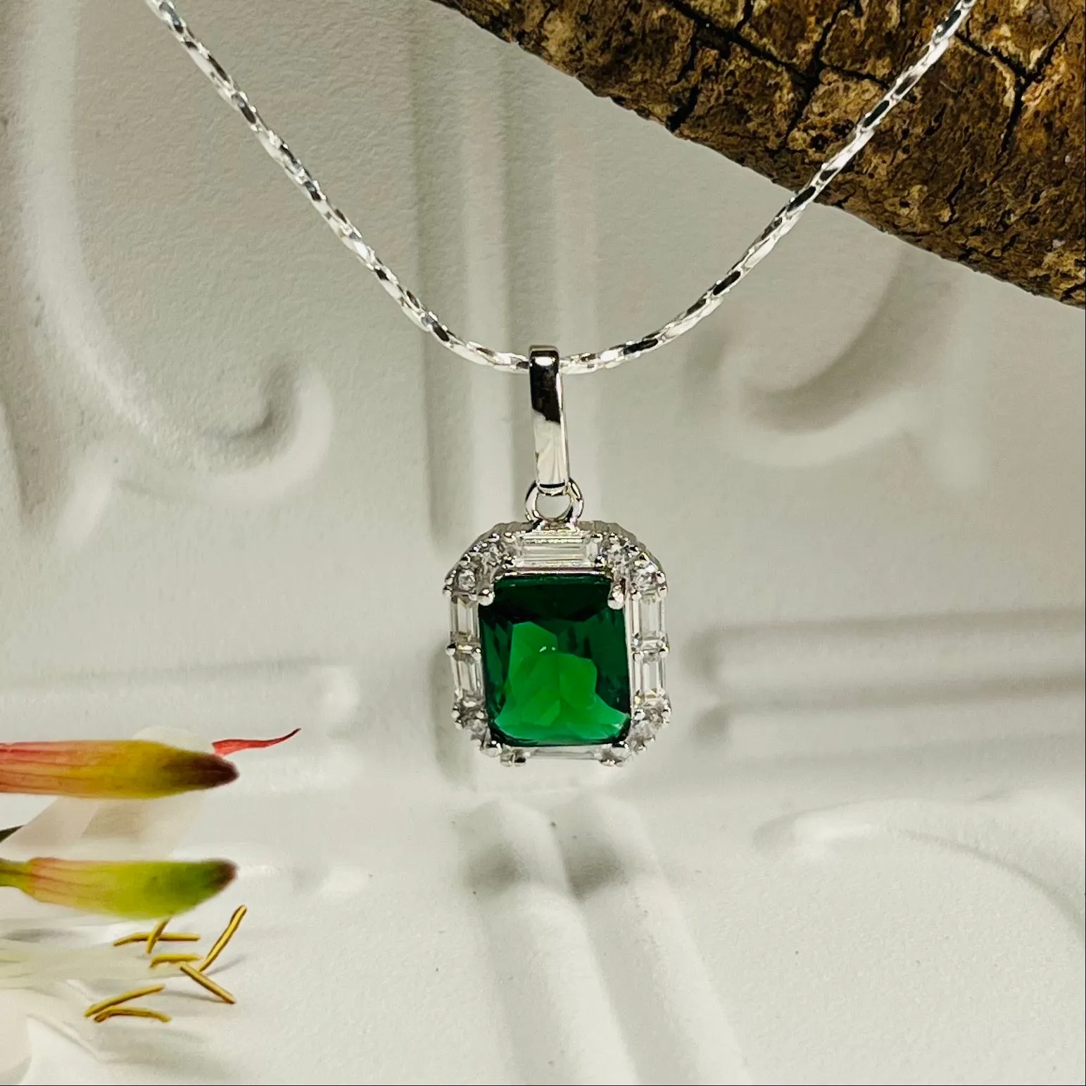 Sterling Silver & Emerald Green Crystal Necklace