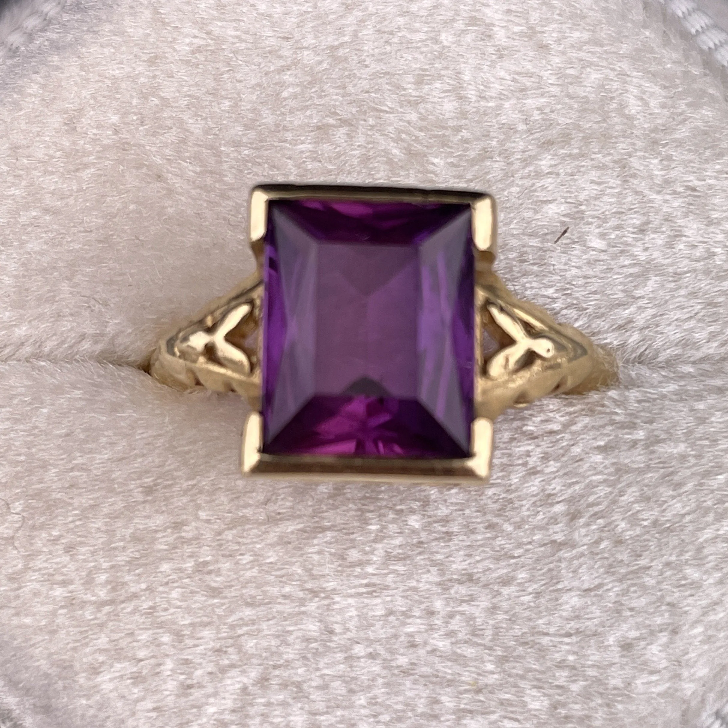 Vintage Art Deco 10K Gold Emerald Cut Amethyst Ring, Sz 4 1/4