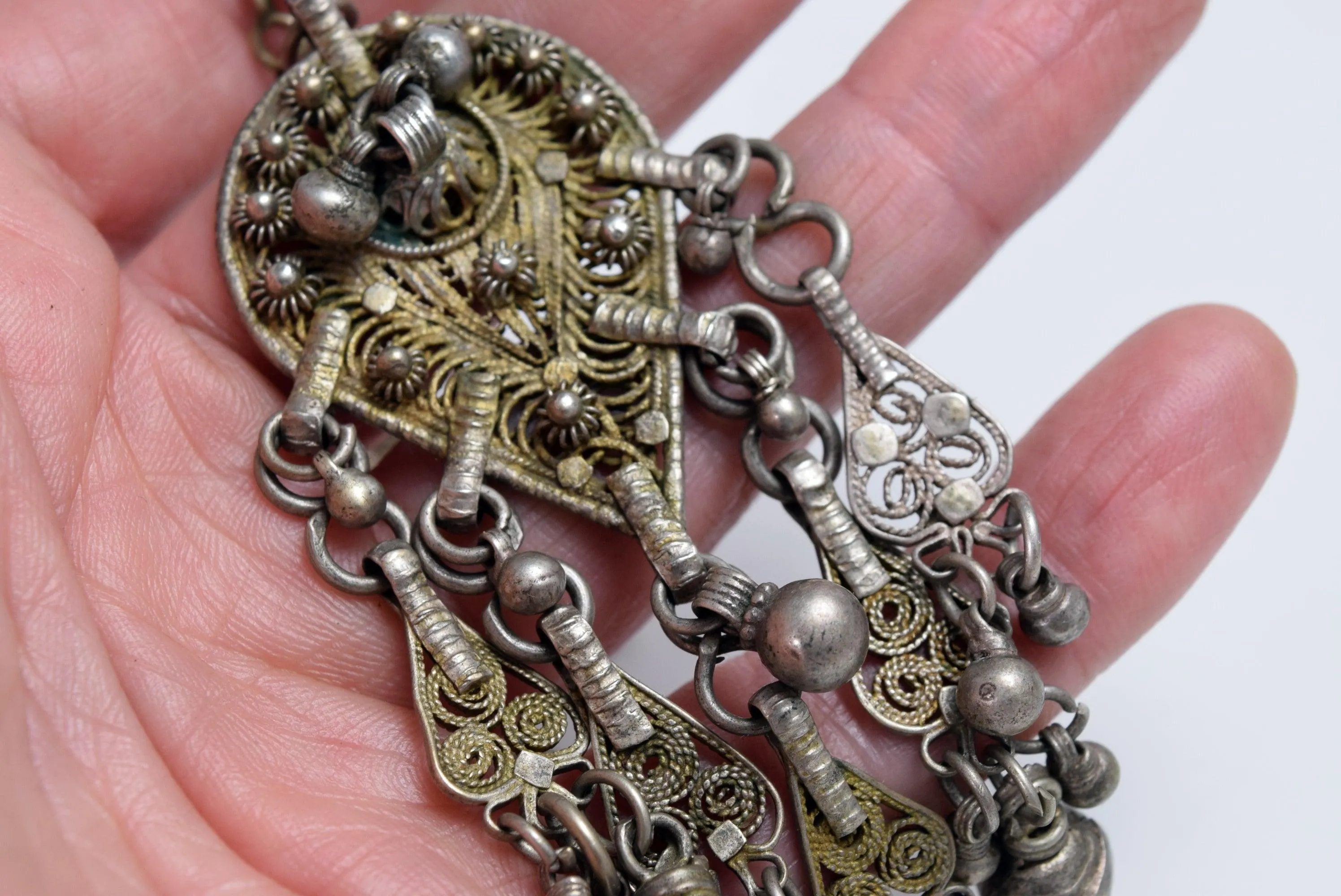 Vintage Yemeni Silver Filigree Pendant Necklace