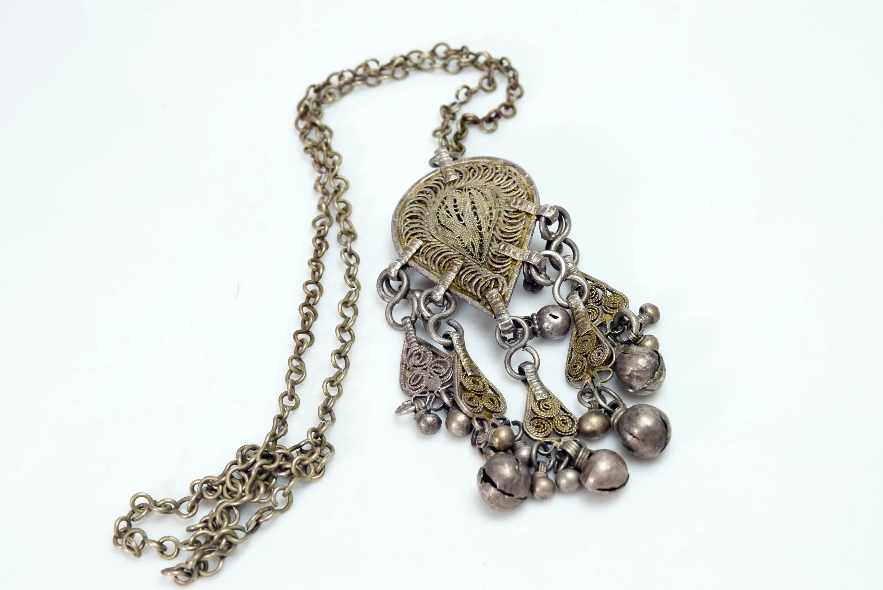 Vintage Yemeni Silver Filigree Pendant Necklace